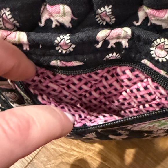 Vera Bradley “Pink Elephant” Villager Shoulder/Tote Bag - Picture 15 of 17